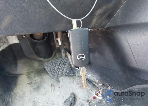 2013 Mazda Mazda3 I Sport z USA, uszkodzony, nr VIN JM1BL1U71D1800609